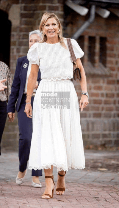 Een naveltrui? Máxima durft het aan