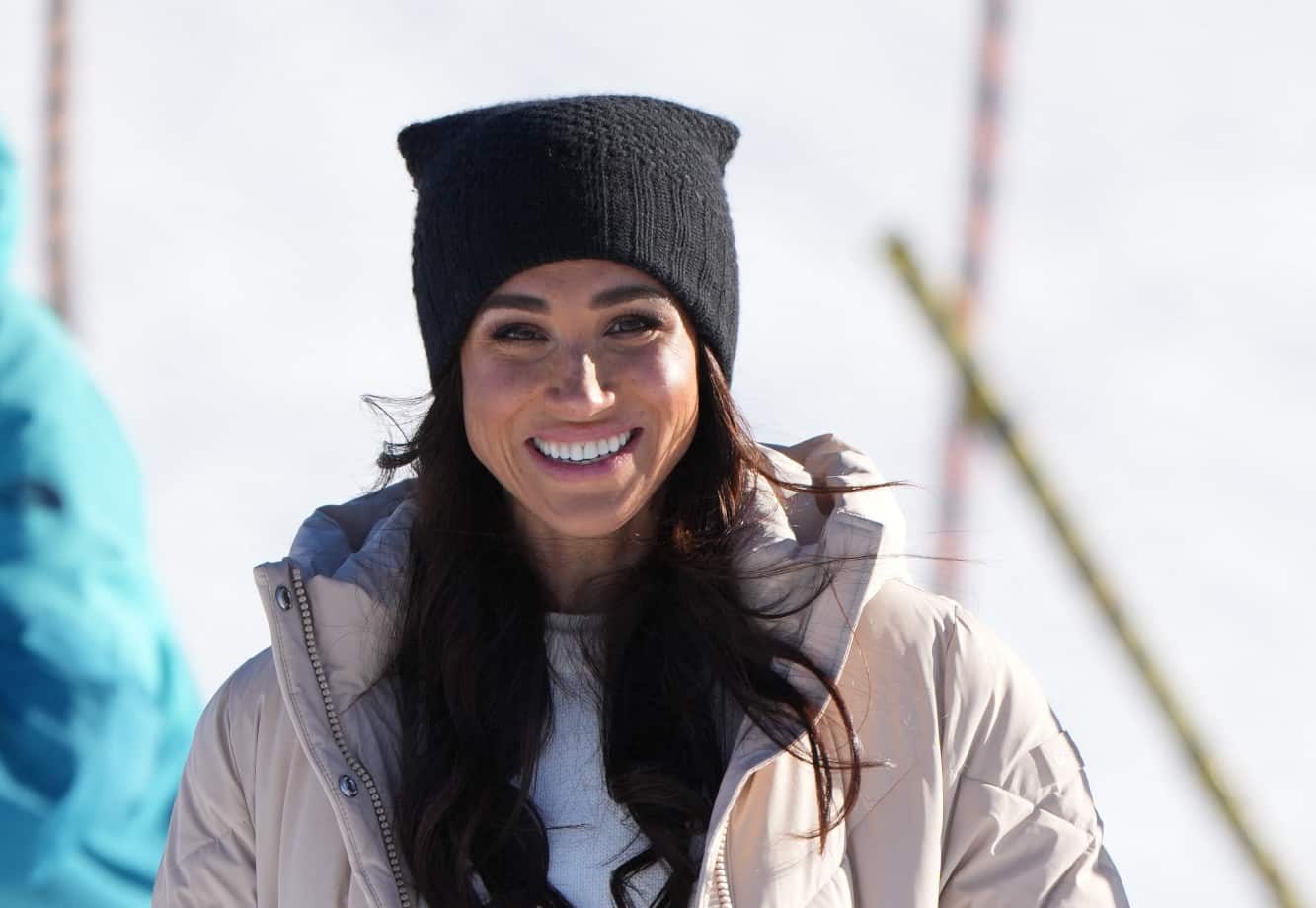 Winter photos: Harry and Meghan in Canada