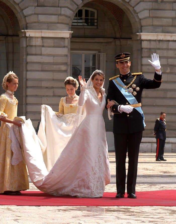 Trouwjurk koningin Letizia Manuel Pertegaz