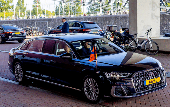 Koning Willem-Alexander nieuwe auto Audi A8 L 60 TFSI e