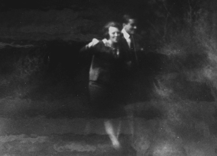 Eerste foto prinses Beatrix en Claus Lage Vuursche