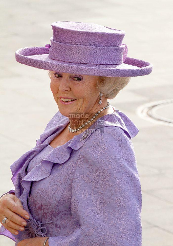 Beatrix in lila