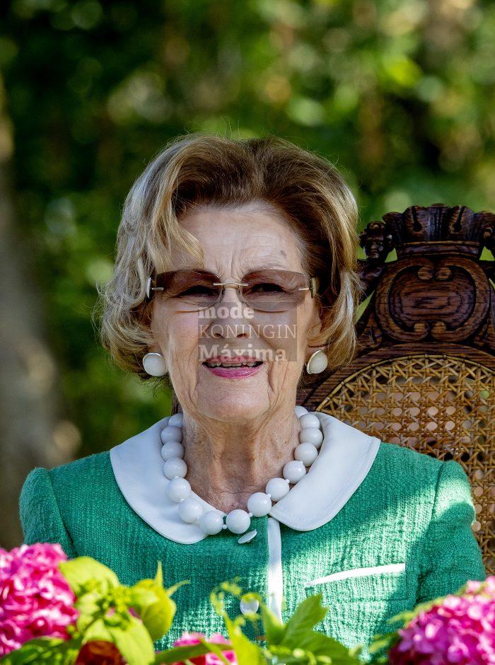 Koningin Sonja groen jasje