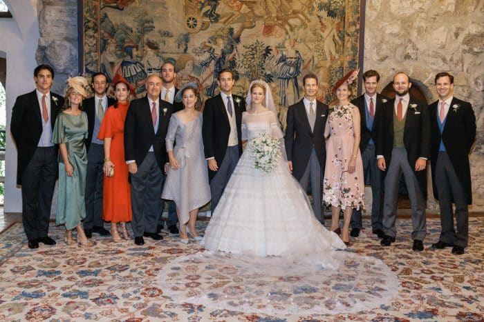 Groepsfoto familiefoto huwelijk prinses Marie Caroline van Liechtenstein en Leopoldo Maduro Vollmer