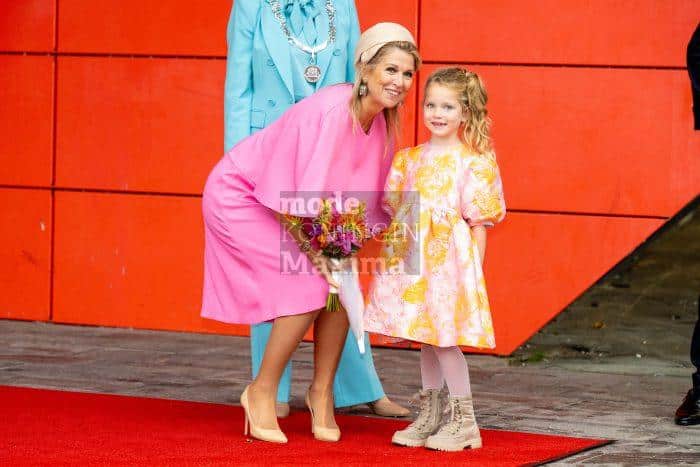 Koningin Máxima tijdens het streekbezoek aan Flevoland
