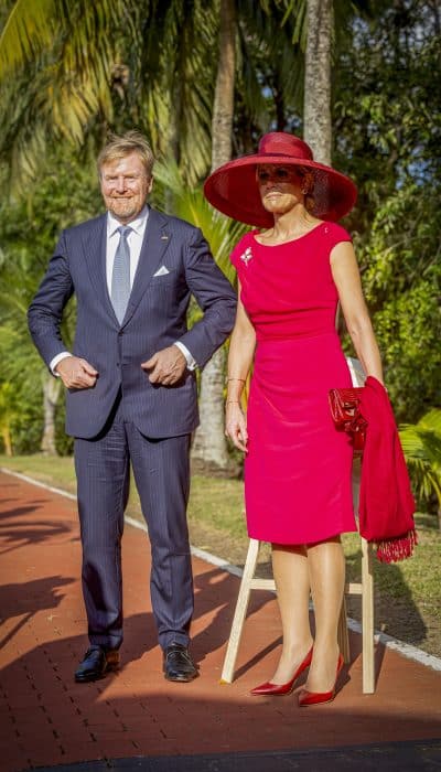 Japon met asymmetrische plooien