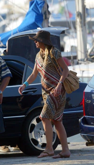 Indiase jurk met diagonale lijnen