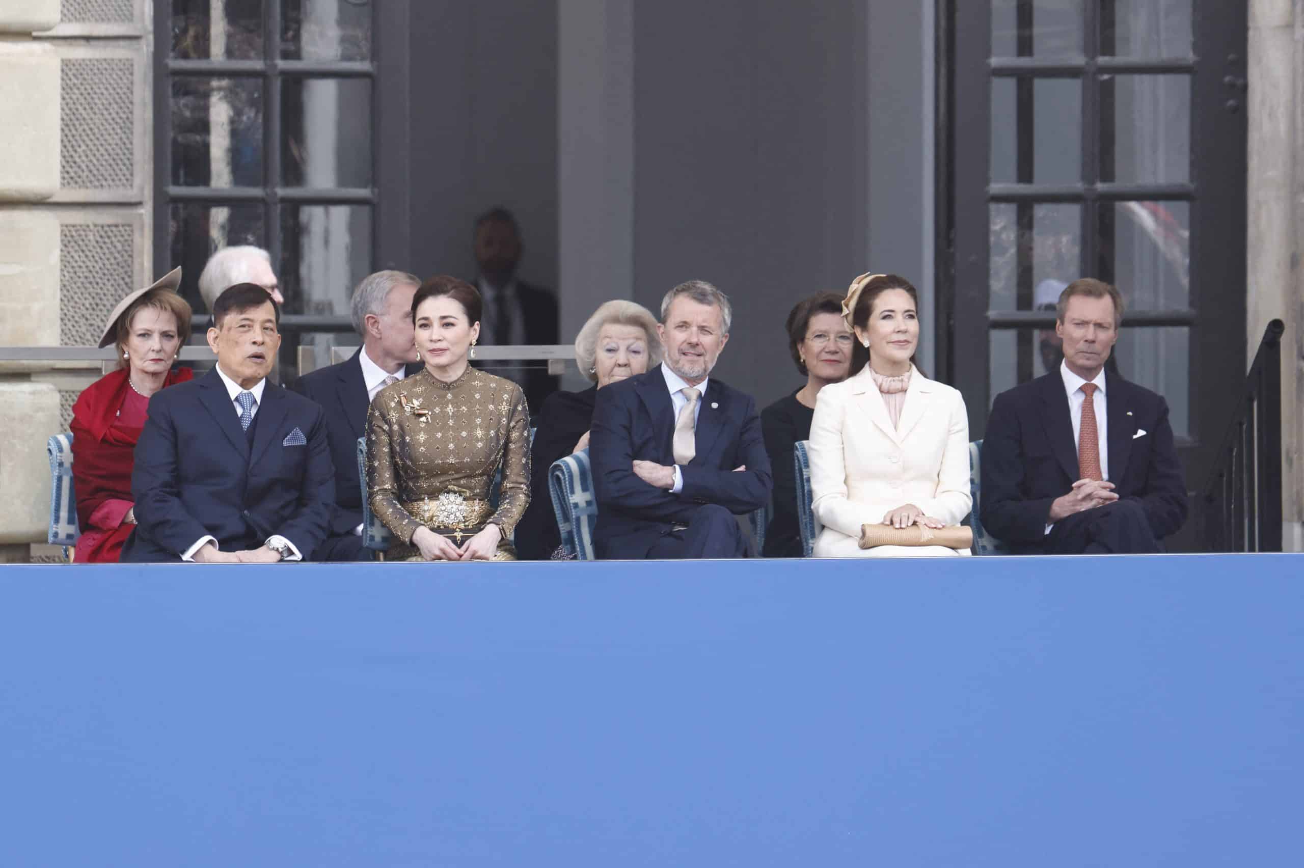 Prinses Beatrix feliciteert koning Carl Gustaf en meer leuke beelden ...