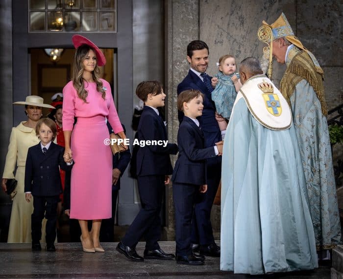 Te Deum on the occasion of the celebration of the King and Queens Golden wedding ADEL ROYALS MONACHY KONIGLICH ROYAUX ROYALTY QUEEN PRINCESS KING