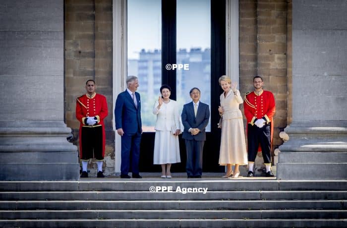 King Philippe Filip and Queen Mathilde with Japanese Emperor Naruhito and Empress Masako pose for the media ADEL ROYALS MONACHY KONIGLICH ROYAUX ROYALTY QUEEN PRINCESS KING