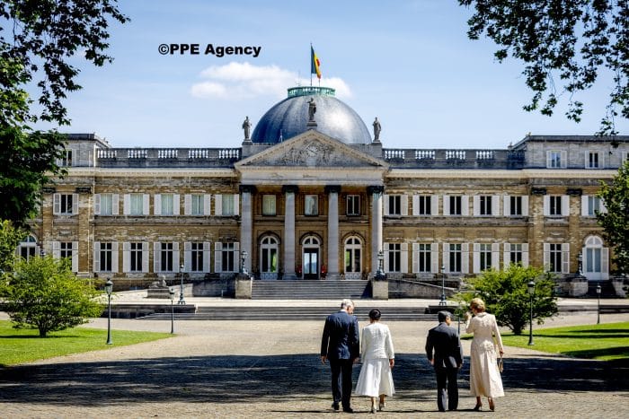 King Philippe Filip and Queen Mathilde with Japanese Emperor Naruhito and Empress Masako pose for the media ADEL ROYALS MONACHY KONIGLICH ROYAUX ROYALTY QUEEN PRINCESS KING