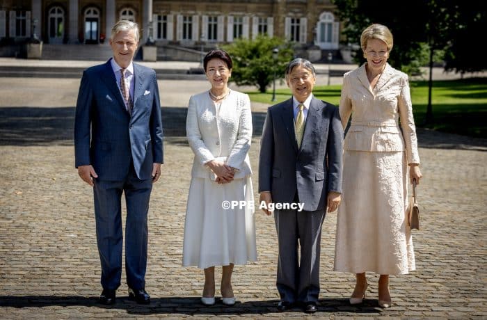 King Philippe Filip and Queen Mathilde with Japanese Emperor Naruhito and Empress Masako pose for the media ADEL ROYALS MONACHY KONIGLICH ROYAUX ROYALTY QUEEN PRINCESS KING