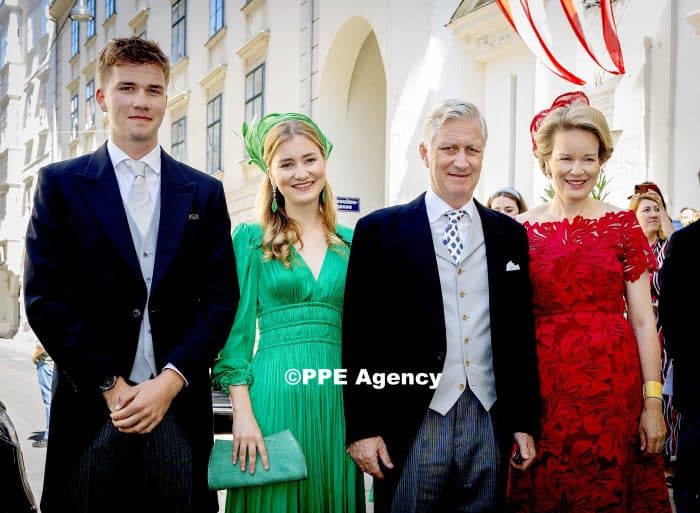 Wedding of Austrian Archduchess Isabella (Isabella) of Austria and the Spanish nobleman Don Carlos de Palacio y Gaytan ADEL ROYALS MONACHY KONIGLICH ROYAUX ROYALTY QUEEN PRINCESS KING