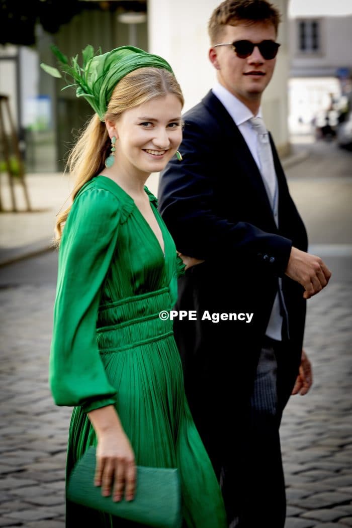 Isabella (Isabella) of Austria and the Spanish nobleman Don Carlos de Palacio y Gayta ADEL ROYALS MONACHY KONIGLICH ROYAUX ROYALTY QUEEN PRINCESS KING