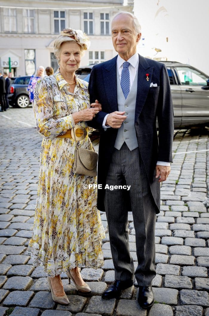 Isabella (Isabella) of Austria and the Spanish nobleman Don Carlos de Palacio y Gayta ADEL ROYALS MONACHY KONIGLICH ROYAUX ROYALTY QUEEN PRINCESS KING