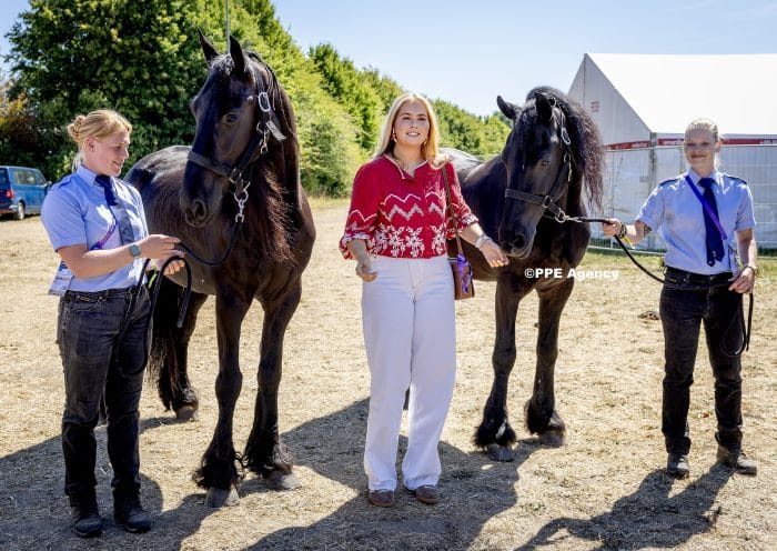 Princess Amalia attended the opening of the 2026 FEI World Championships in Aachen. ADEL ROYALS MONACHY KONIGLICH ROYAUX ROYALTY QUEEN PRINCESS KING