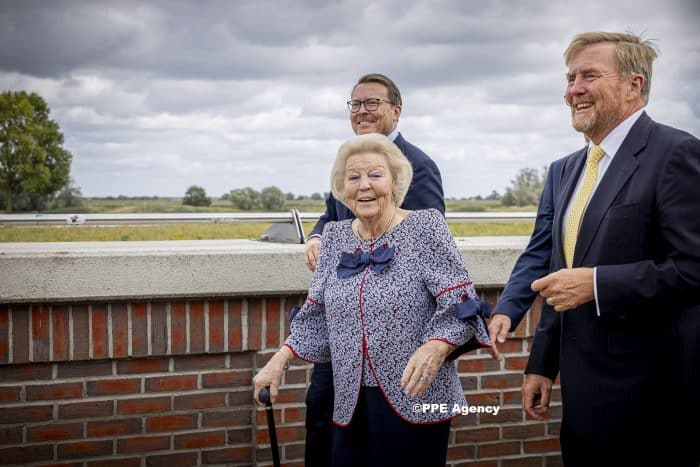 Germany King Willem-Alexander and Princess Beatrix and Prince Constantijn ADEL ROYALS MONACHY KONIGLICH ROYAUX ROYALTY QUEEN PRINCESS KING PRINCE © RHC by Nieboer/PPE.ADEL ROYALS MONACHY KONIGLICH ROYAUX ROYALTY QUEEN PRINCESS KING