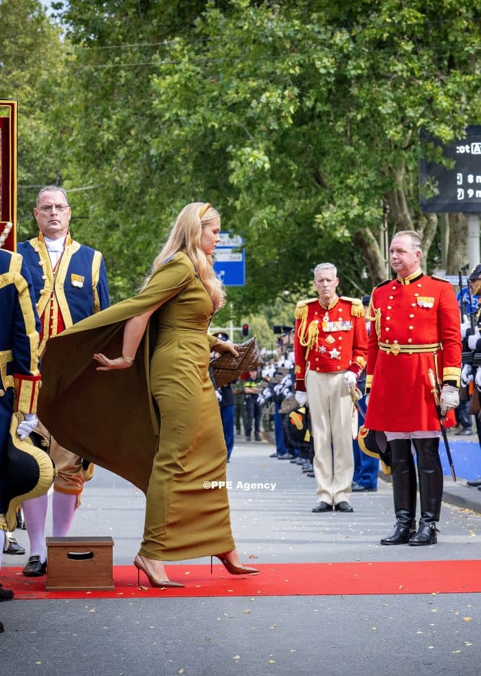 Dutch royals during the opening of Prinsjesdag, the parliamentary year in The Hague. ADEL ROYALS MONACHY KONIGLICH ROYAUX ROYALTY QUEEN PRINCESS KING PRINCE © RHC by Nieboer/PPE.ADEL ROYALS MONACHY KONIGLICH ROYAUX ROYALTY QUEEN PRINCESS KING