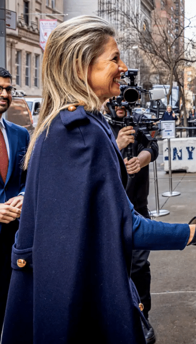 Cape van Miu Miu